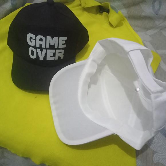 Boné Game Over