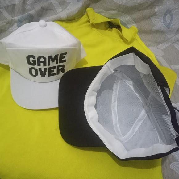 Boné Game Over