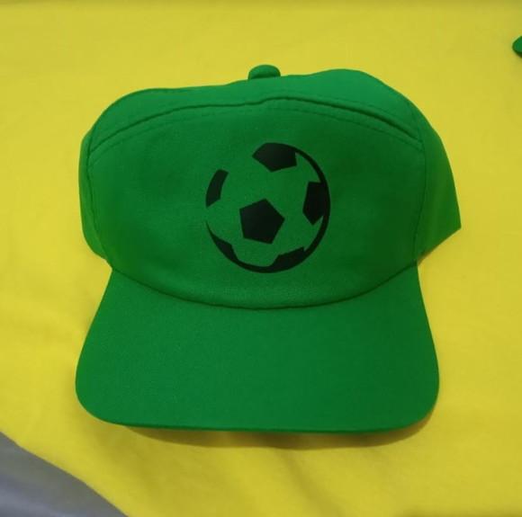 Boné Lembrancinha Tema Futebol