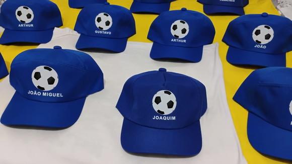 Boné Tema Futebol - com o Nome dos Convidados