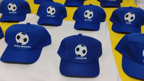 Boné Tema Futebol - com o Nome dos Convidados