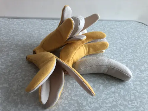 Kit de frutas em feltro com 12