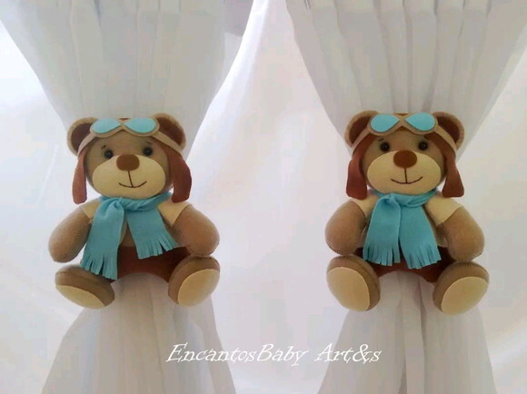 Porta Maternidade Ursinho Aviador e Prendedor Cortina