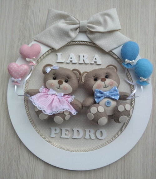 Porta Maternidade Casal Gêmeos