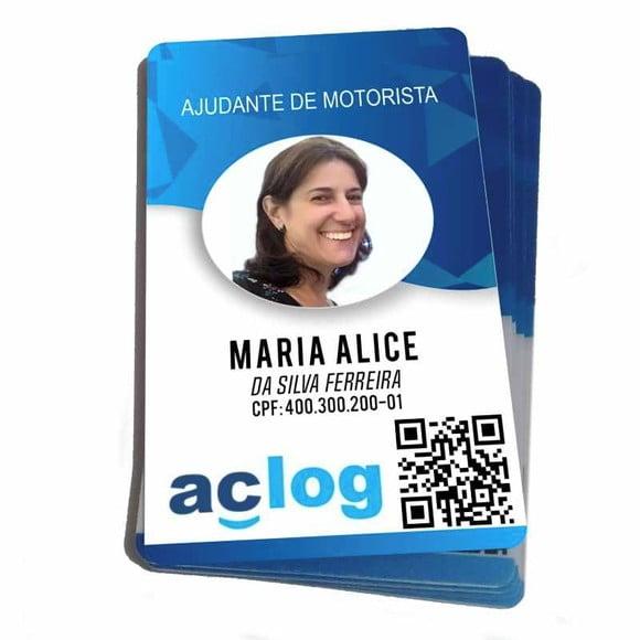 15 Crachás em Pvc + 15 Presilhas