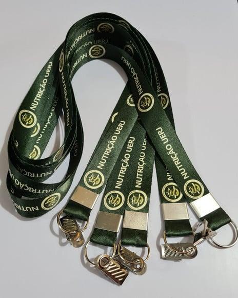 Kit 70 Crachás com Cordão Personalizado