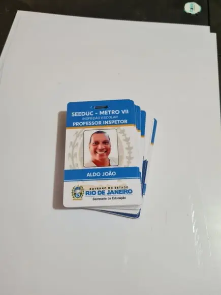Kit 70 Crachás com Cordão Personalizado