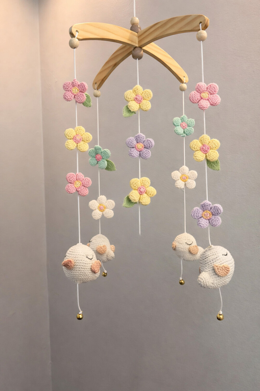 Móbile de Berço em Amigurumi jardim encantado