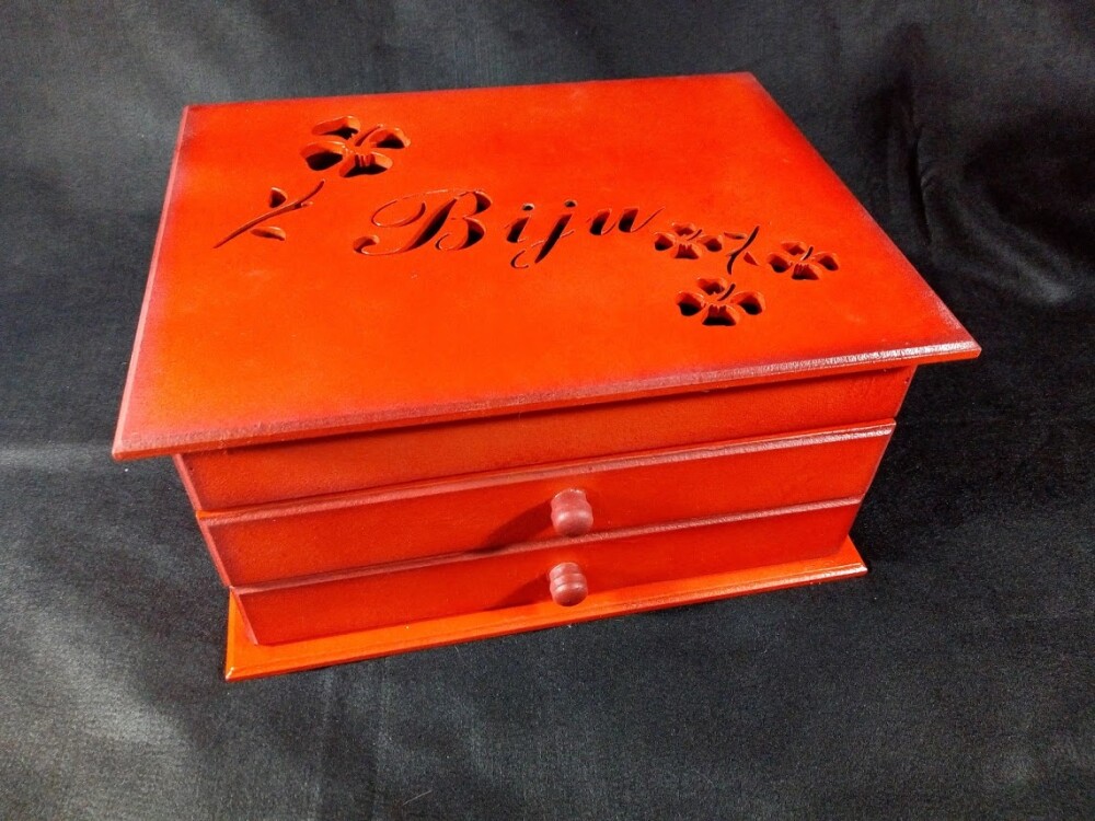 CAIXA PARA BIJUS GRANDE (MDF)