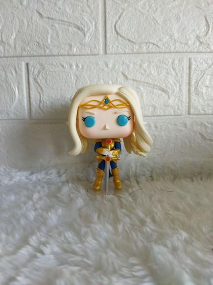 Funko em Biscuit Aelin Calaena de Tog