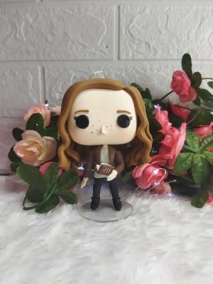 Funko Em Biscuit Addie Larue