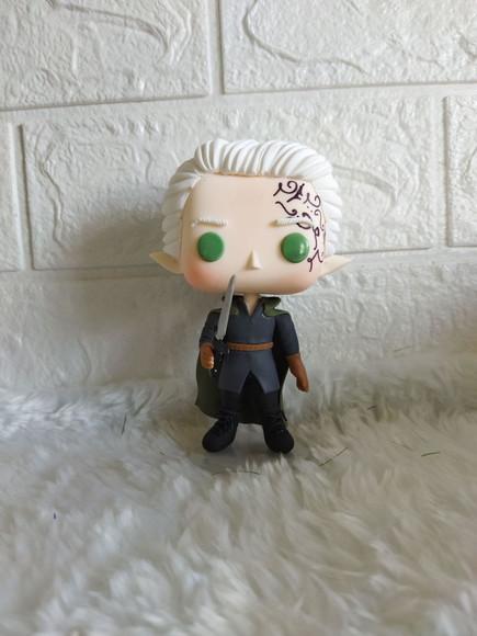 Funko em Biscuit Aelin Calaena e Rowan de Tog ( Trono de Vid