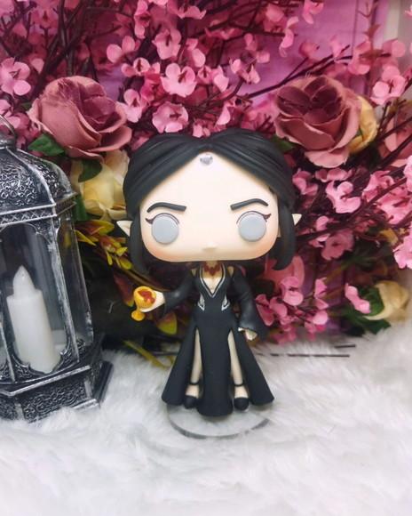 Funko em Biscuit Amren Acotar