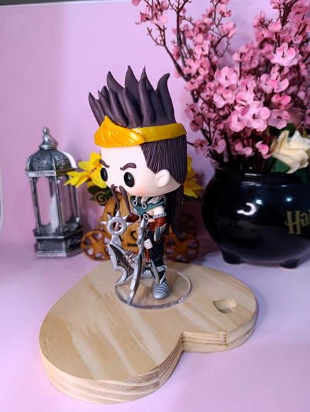 Funko em Biscuit Draven Personagem do Jogo Lol