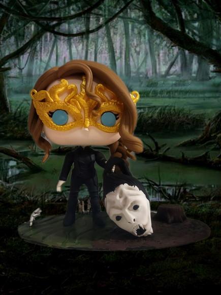 Funko Em Biscuit Nestha Archeron Cena De Corte De Chamas Pra