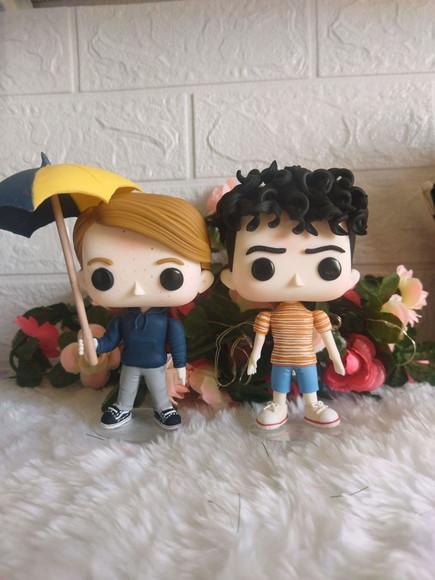 Funko Em Biscuit Nick Nelson E Charlie Spring De Heartstoppe