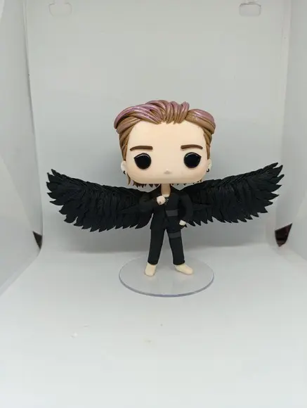 Funko Biscuit Kim Namjoon Versão Black Swan Bts
