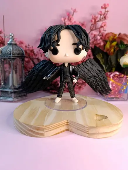 Funko Biscuit Kim Taehyung Versão Black Swan Bts