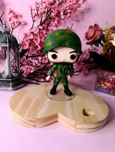 Funko Biscuit Yoon Se-ri e Ri Jeong-hyeok Pousando no Amor