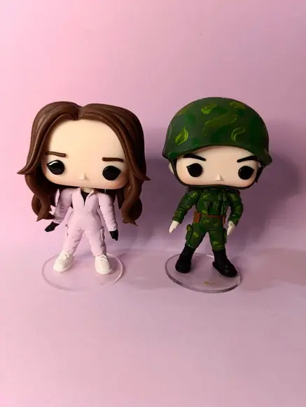 Funko Biscuit Yoon Se-ri e Ri Jeong-hyeok Pousando no Amor
