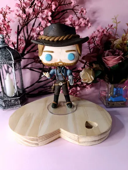 Funko em Biscuit Arthur Morgan Personagem do Jogo Red Dead