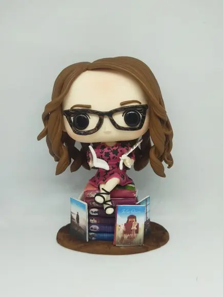 Funko em Biscuit Autora Julia Quinn de Bridgerton
