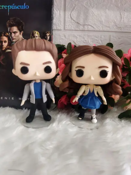 Funko em Biscuit Bella Swan e Edward Crepúsculo