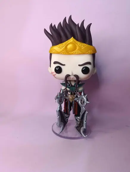 Funko em Biscuit Draven Personagem do Jogo Lol