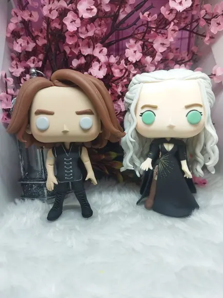 Funko em Biscuit Seraphina e Nyktos de Sangue e Cinzas Vp