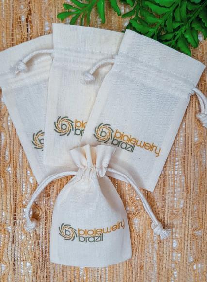 50 Saq de Algodão Cru Personalizados c/ Bbd - 10 x 7cm