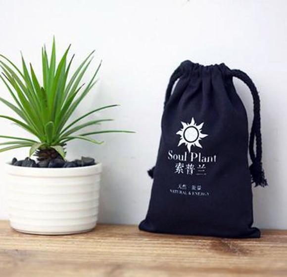 50 Saquinhos em Algodão Preto Personalizados - 15 x 20cm