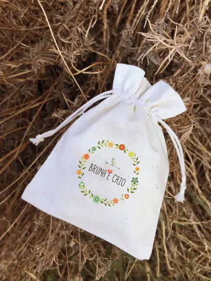 50 Saq. de Algodão Cru c/ Babado Personalizados - 12 x 15cm