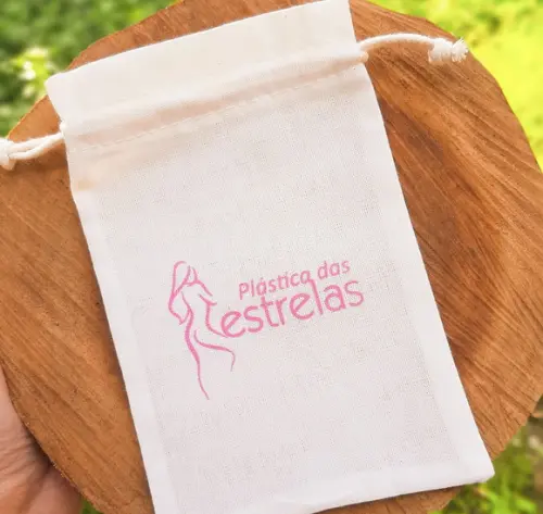 50 Saq. de Algodão Cru Personalizados com Babado - 13 x 18cm