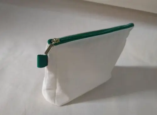 Nécessaire com Fundo 17x23cm em Algodão Cru sem Impressão