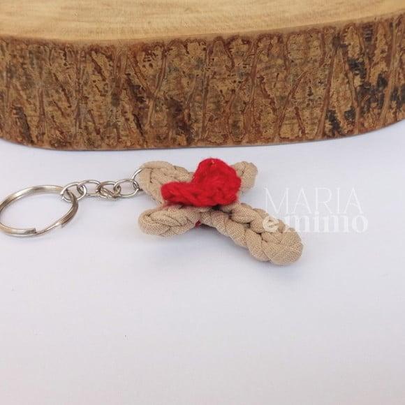 Chaveiro Cruz de Crochê - Crucifixo de Crochê