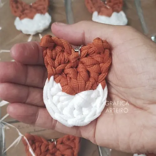 Lembrancinha Chaveiro Raposa em Crochê