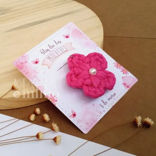 Lembrancinha Dia das Mulheres - Chaveiro Flor de Crochê
