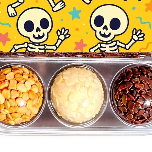 Embalagem Bolo Docinhos Personalizada Esqueletinhos Kids