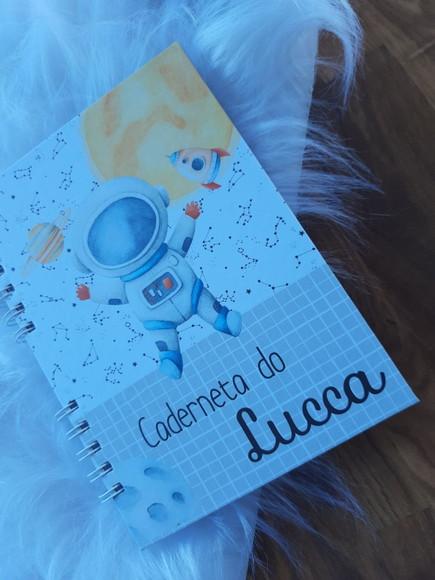 Kit Livro do Bebê ,caderneta Astronauta Aquarela + Saquinho