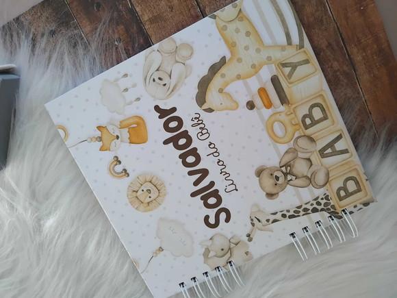 Livro do Bebê 4 Brinquedos Menino
