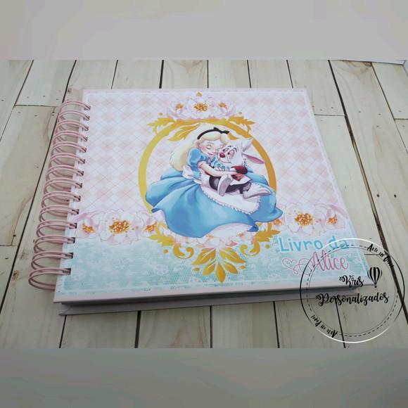 Livro do Bebê Alice no País das Maravilhas