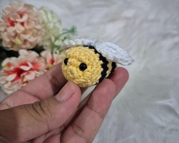 Aplique Abelha Amigurumi