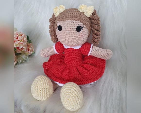 Boneca Mirna Amigurumi