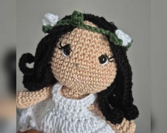 Boneca Dama/ noiva  Amigurumi – Crochê Artesanal Elegante