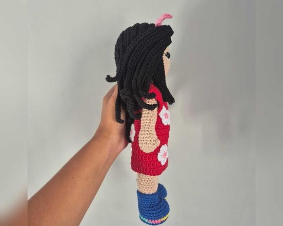 Boneca Personalizada Amigurumi – Crochê Artesanal Exclusivo