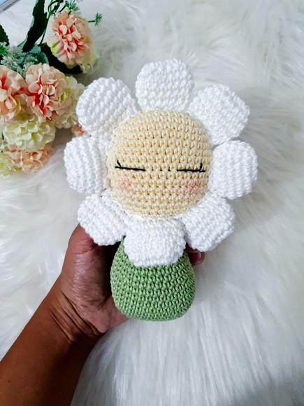 Chocalho Flor Margarida Amigurumi