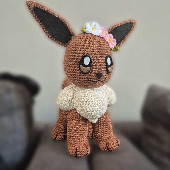Eevee Pokémon Amigurumi – Crochê Artesanal Exclusivo