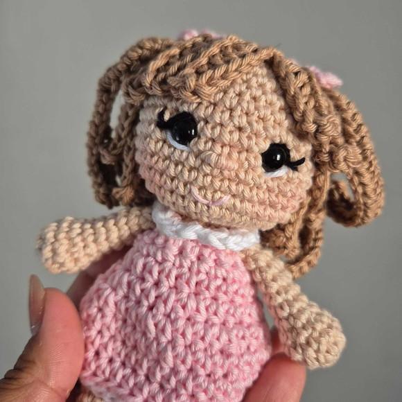 Mini Boneca Ceci Amigurumi – Crochê Artesanal Exclusivo