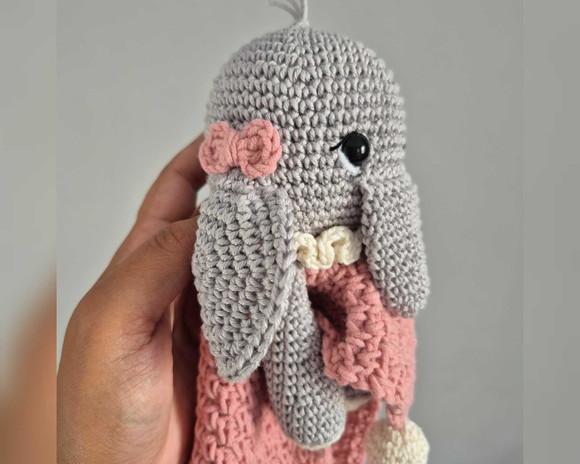 Naninha Elefante Amigurumi