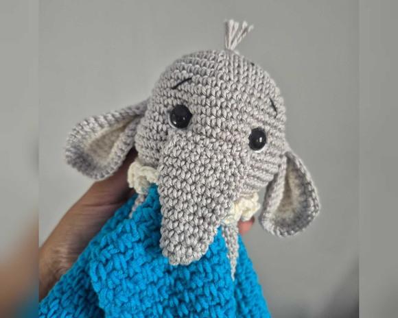 Naninha Elefante Amigurumi